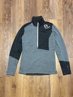 Gray Quarter-Zip Women's Jacket